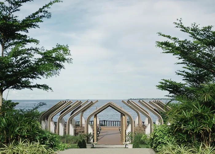 Mori & Coast At Mactan Newtown By Fox Homes Apartment *